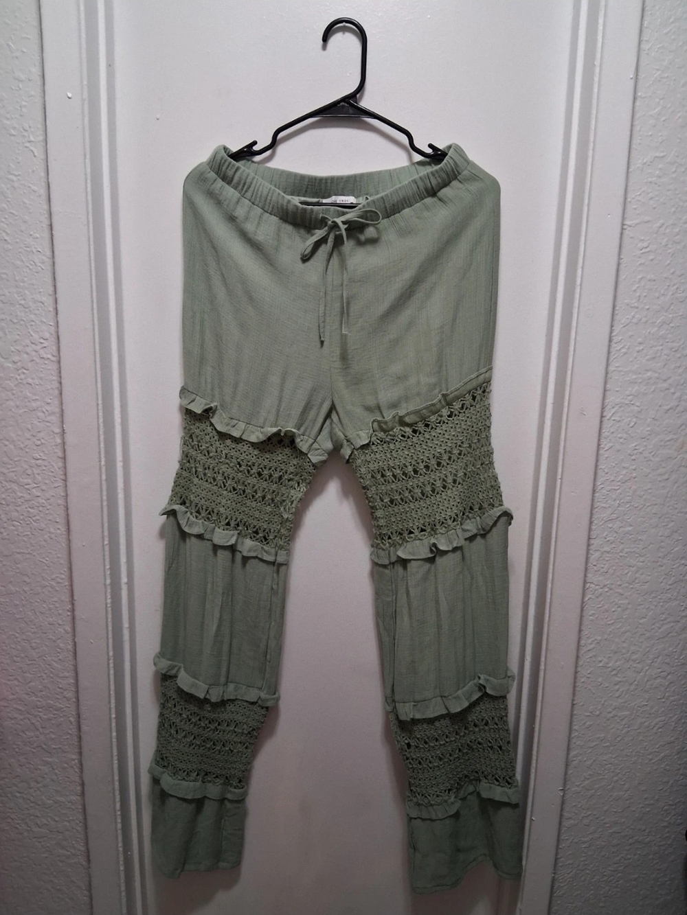 Women's Sage Green Wide-Leg Crochet Tiered Pants